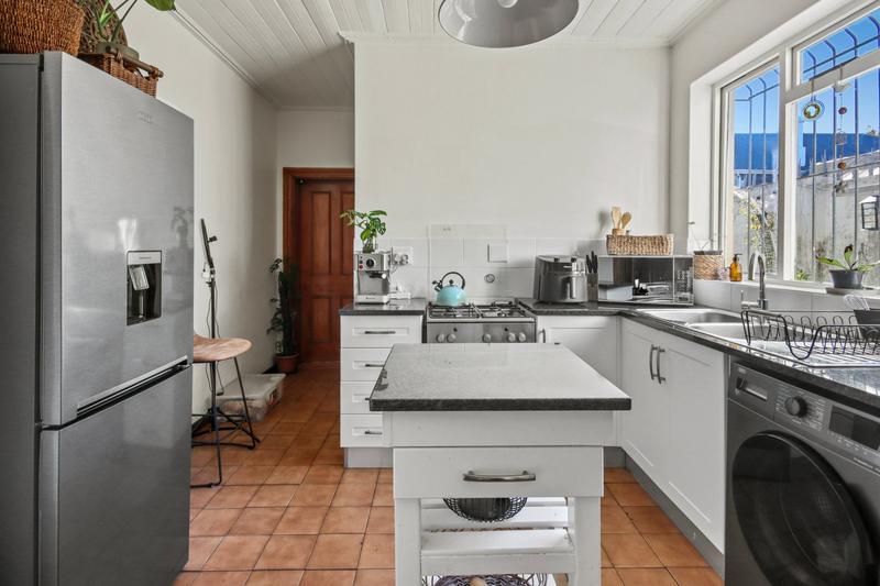 To Let 1 Bedroom Property for Rent in Observatory Western Cape